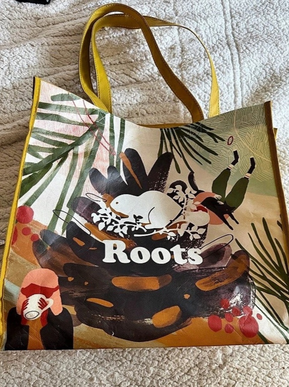 Roots Ltd. ed. XL Reusable Shopping Bag Printed Tote in Seasonal Fall Multicolor